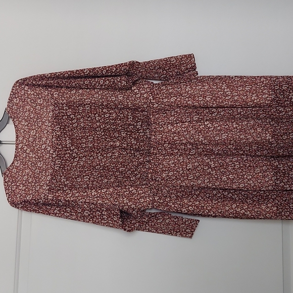 Ted Baker v neck draw string waist floral dress - Picture 7 of 7